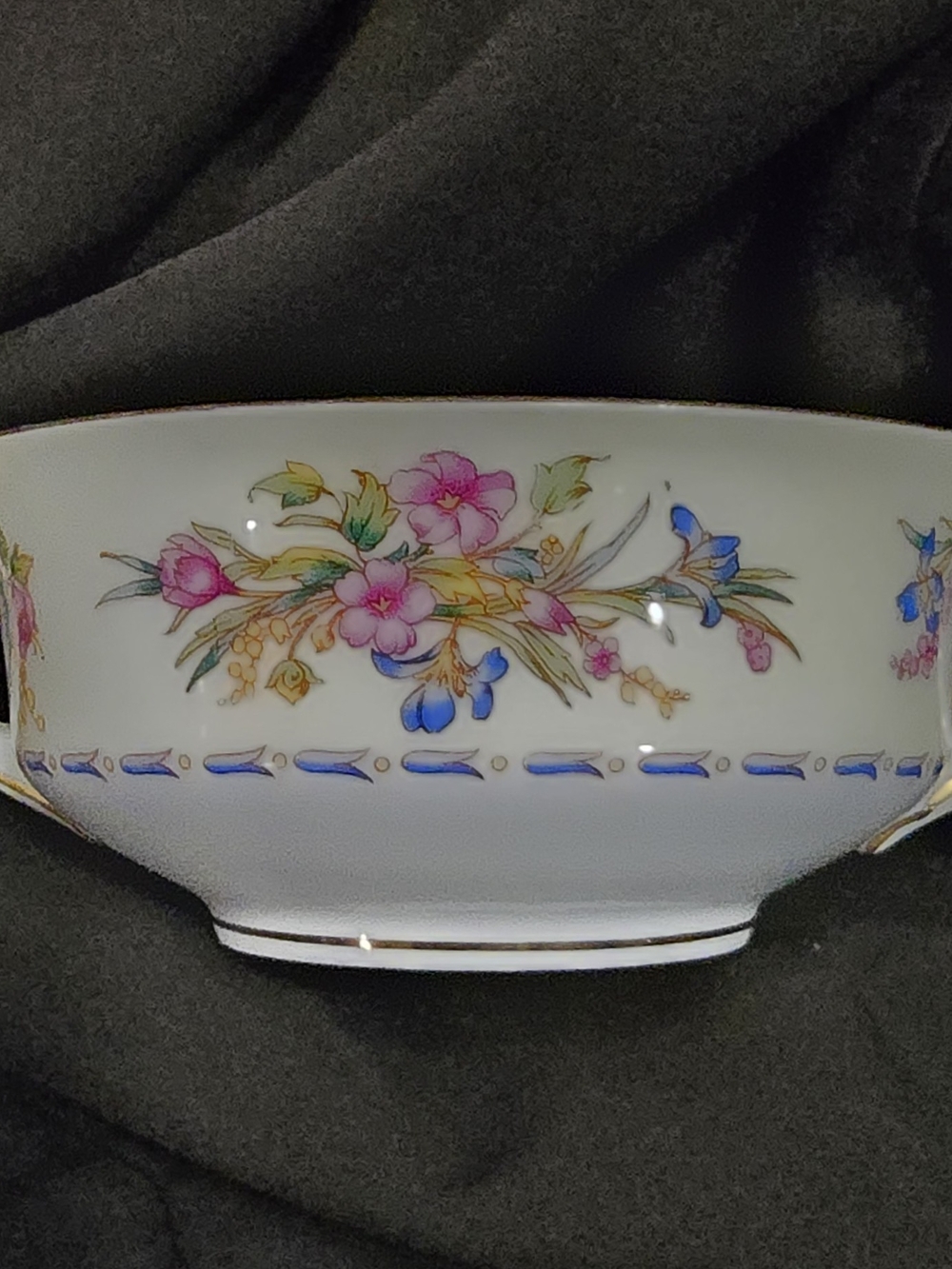 Epiag Antique Footed Soup Bowl